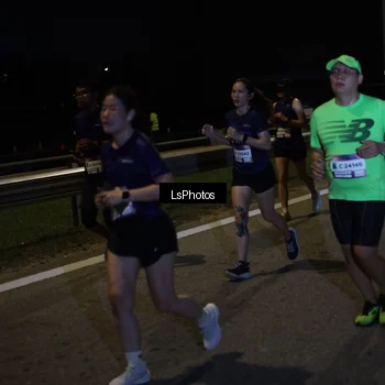 Runner Photo 7341751
