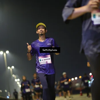 Runner Photo 7341757
