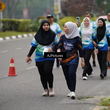 Runner Photo 7341760