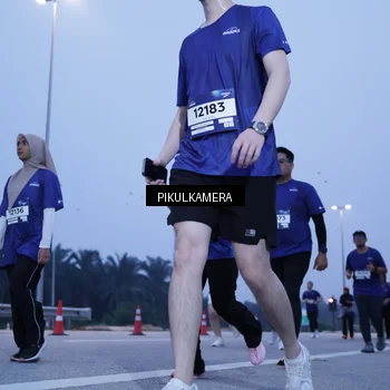 Runner Photo 7341770