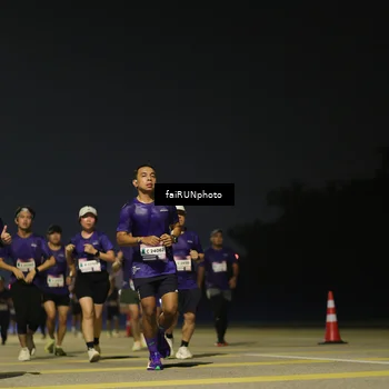 Runner Photo 7341773