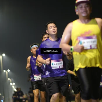 Runner Photo 7341787