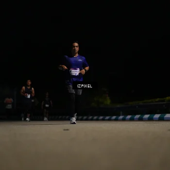 Runner Photo 7341792