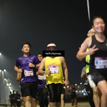 Runner Photo 7341798