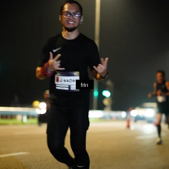 Runner Photo 7341815