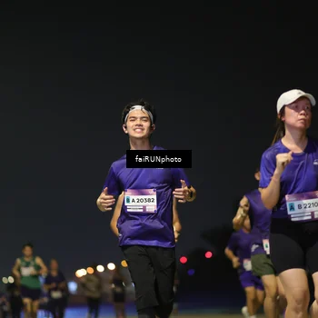 Runner Photo 7341828