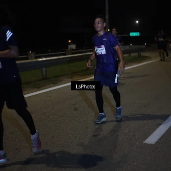 Runner Photo 7341842