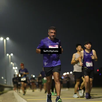 Runner Photo 7341870