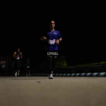 Runner Photo 7341900