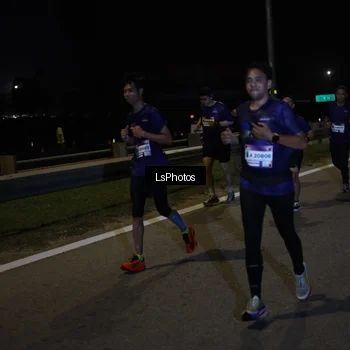 Runner Photo 7341901