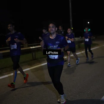 Runner Photo 7341904