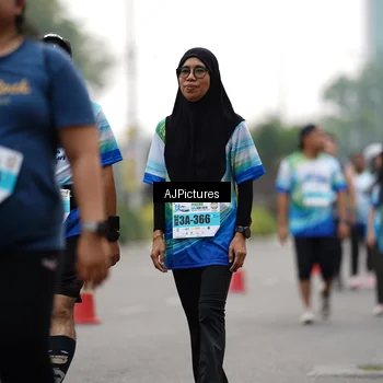 Runner Photo 7341920