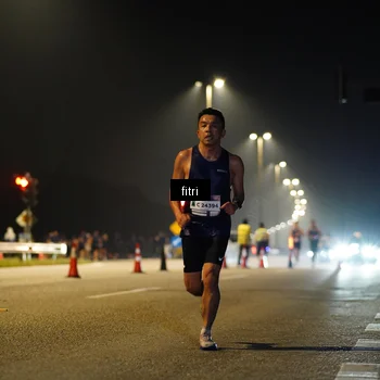 Runner Photo 7341942