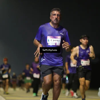 Runner Photo 7341953