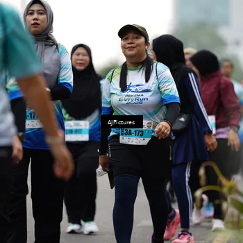Runner Photo 7341957