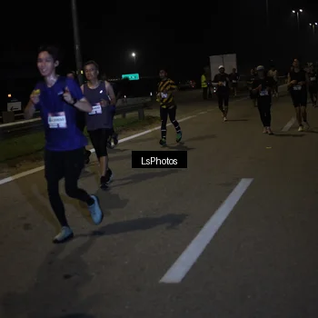 Runner Photo 7341980