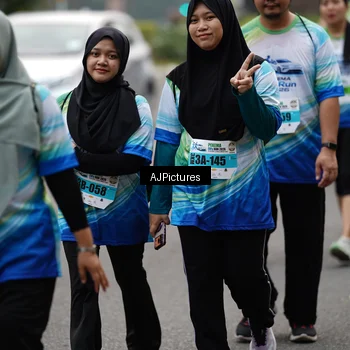 Runner Photo 7341993