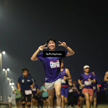 Runner Photo 7341997