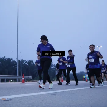 Runner Photo 7342002