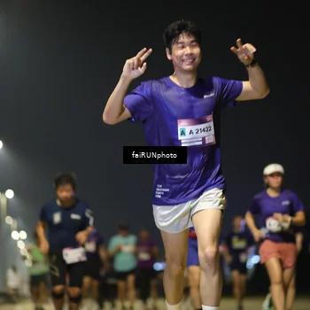 Runner Photo 7342009