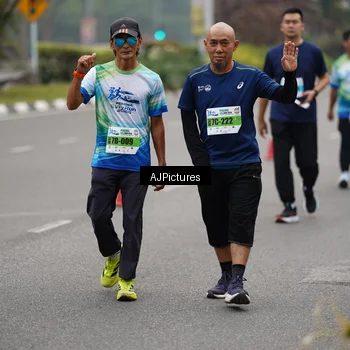 Runner Photo 7342037