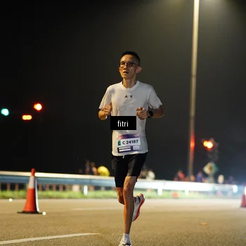 Runner Photo 7342055