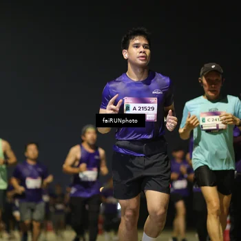 Runner Photo 7342058