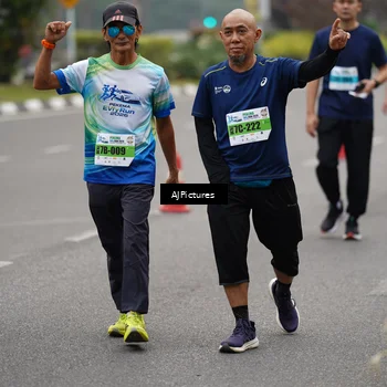 Runner Photo 7342060
