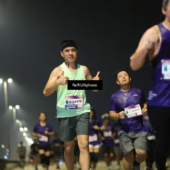 Runner Photo 7342078