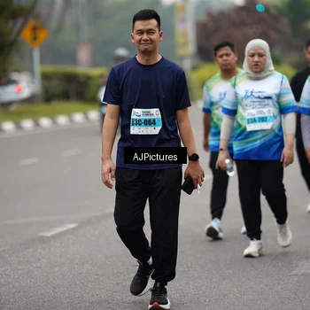 Runner Photo 7342086