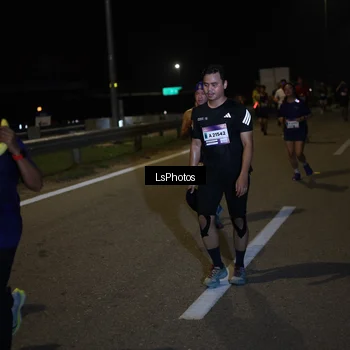 Runner Photo 7342091