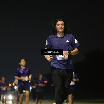Runner Photo 7342120