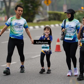 Runner Photo 7342124
