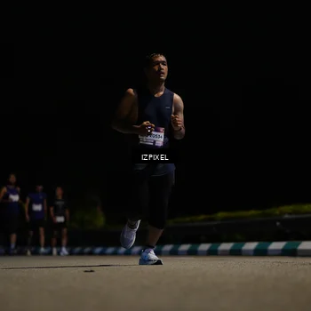 Runner Photo 7342125