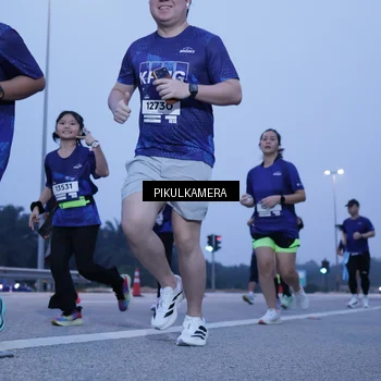 Runner Photo 7342134