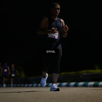 Runner Photo 7342206