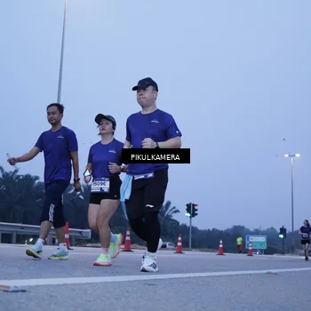 Runner Photo 7342208