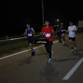 Runner Photo 7342215