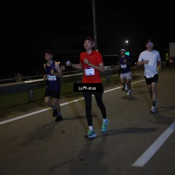 Runner Photo 7342236