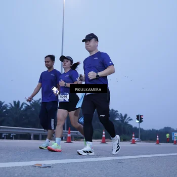 Runner Photo 7342237