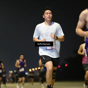 Runner Photo 7342249