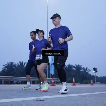 Runner Photo 7342264