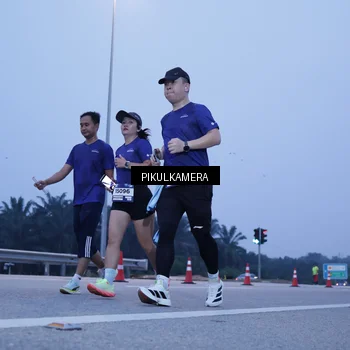 Runner Photo 7342284