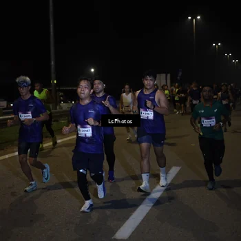 Runner Photo 7342302