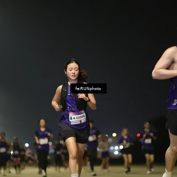 Runner Photo 7342306