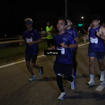 Runner Photo 7342319