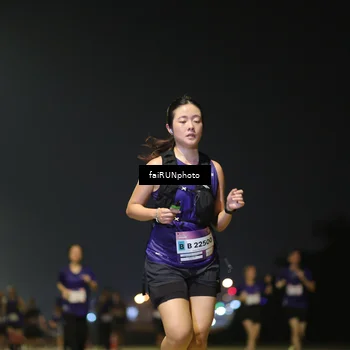 Runner Photo 7342325
