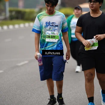 Runner Photo 7342383