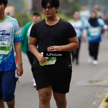 Runner Photo 7342386