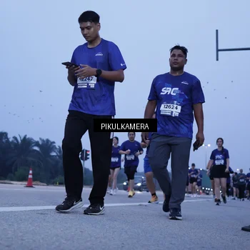 Runner Photo 7342388
